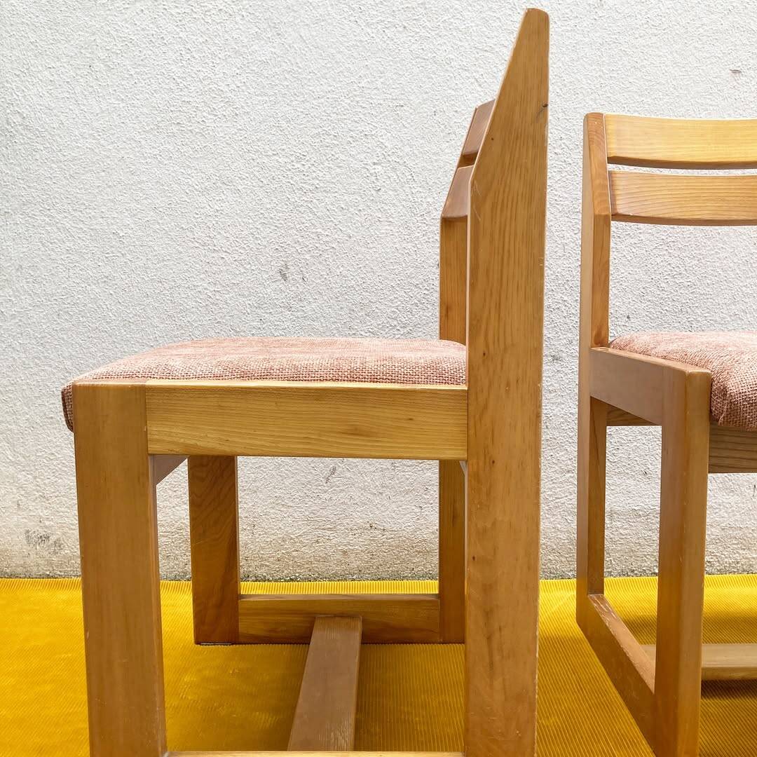 Chaises Maison Regain – Sculpturales & solaires : Blanc cassé ou Rouille
