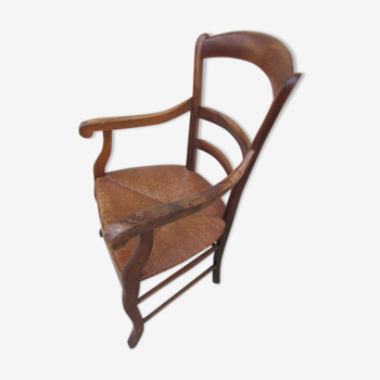 Fauteuil rustique paillé en noyer