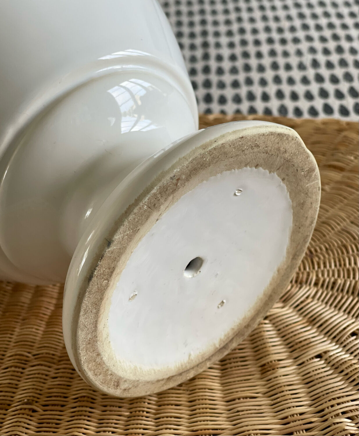 Porcelain cup