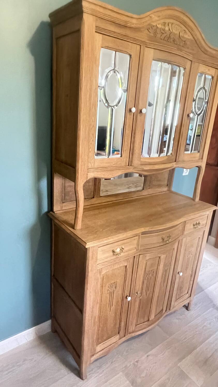 Beveled mirror dresser