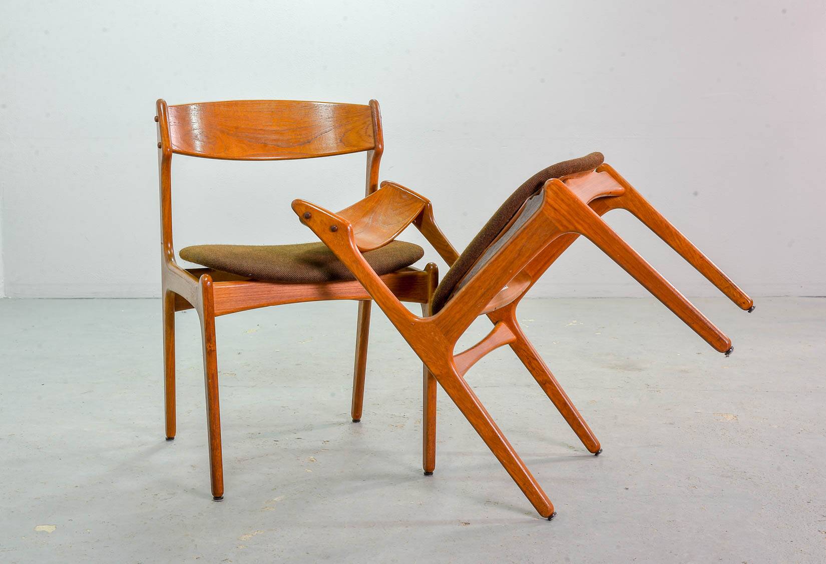Erik Buch Danish Design Teak Dining Chairs for Oddense Maskinsnedkeri 1960s