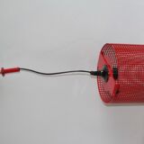 Suspension rouge tôle perforée