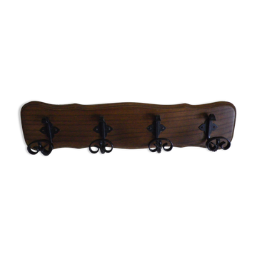 Wooden wall coat rack and its 4 wrought iron hangers, 60s
