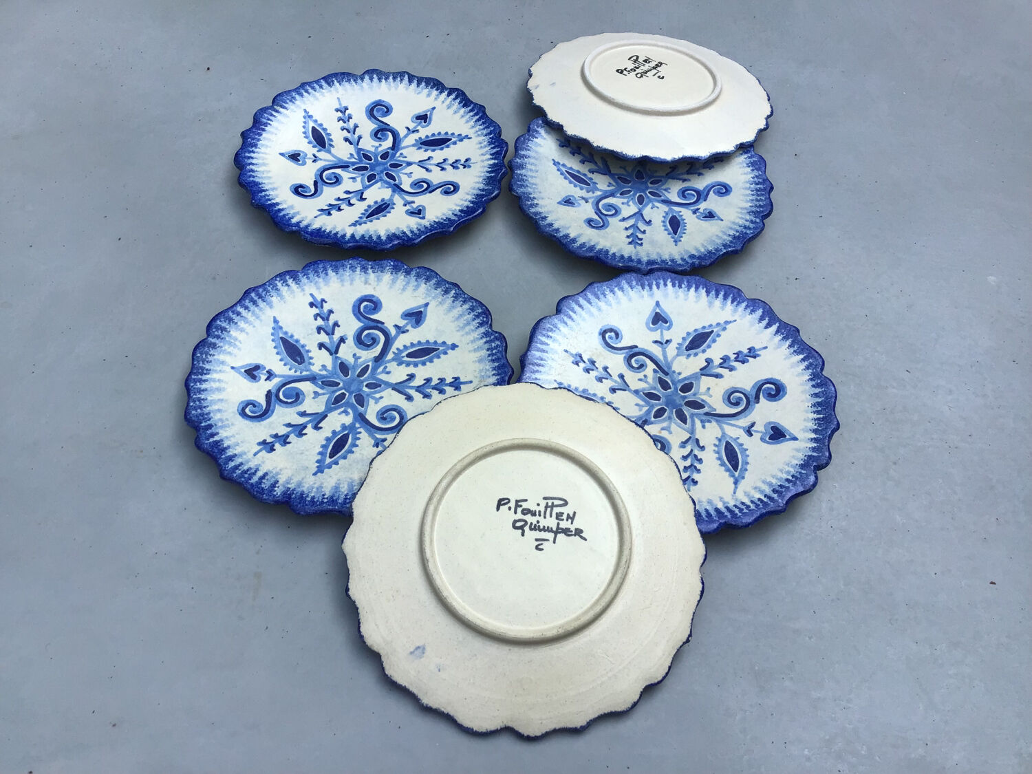 6 dessert plates with Quimper bleu décor by P.Fouillen