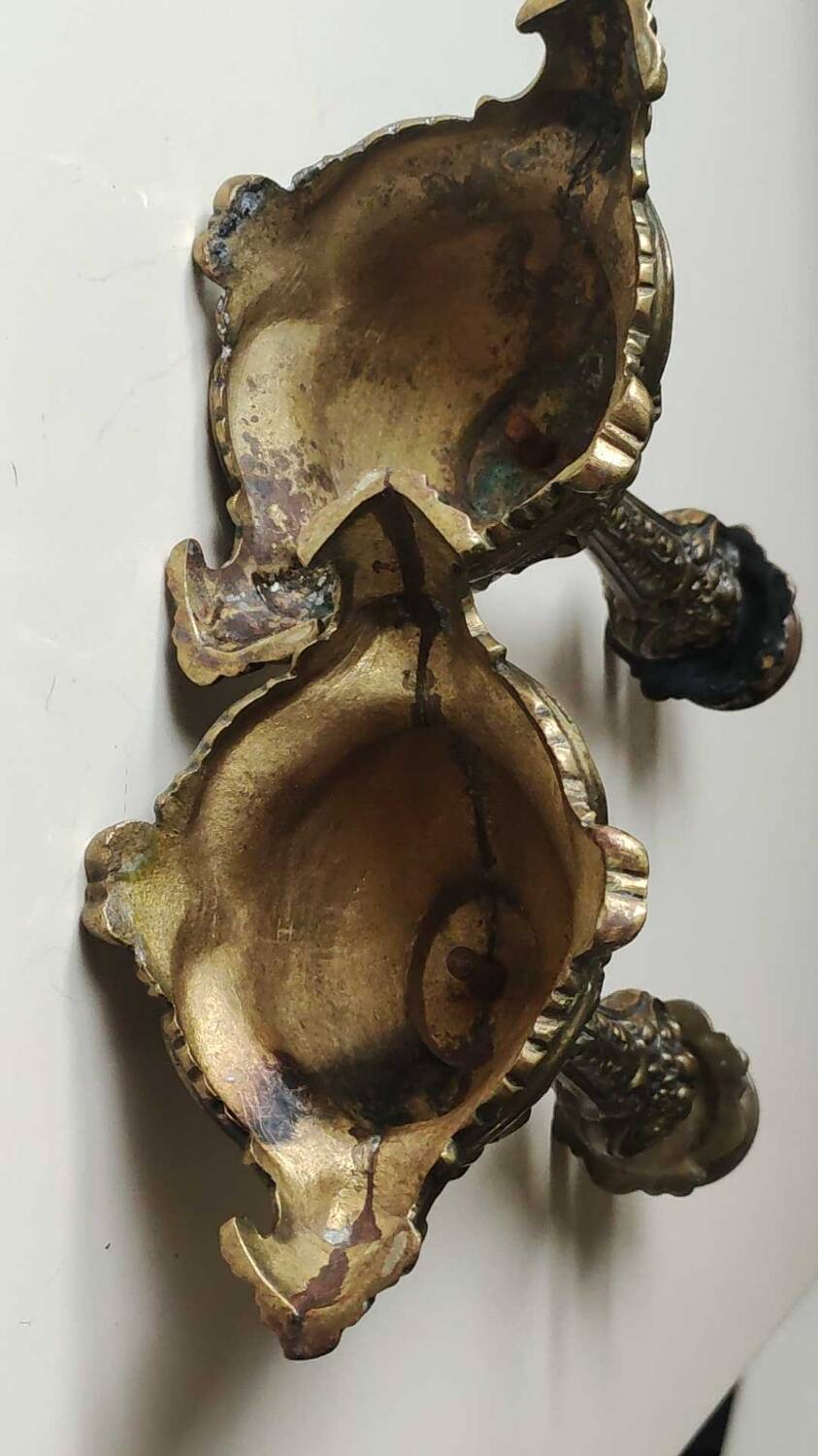 Pair of Antique Flambeaux Candlesticks/Baroque Style, Rocaille. In gilded bronze. 19th century