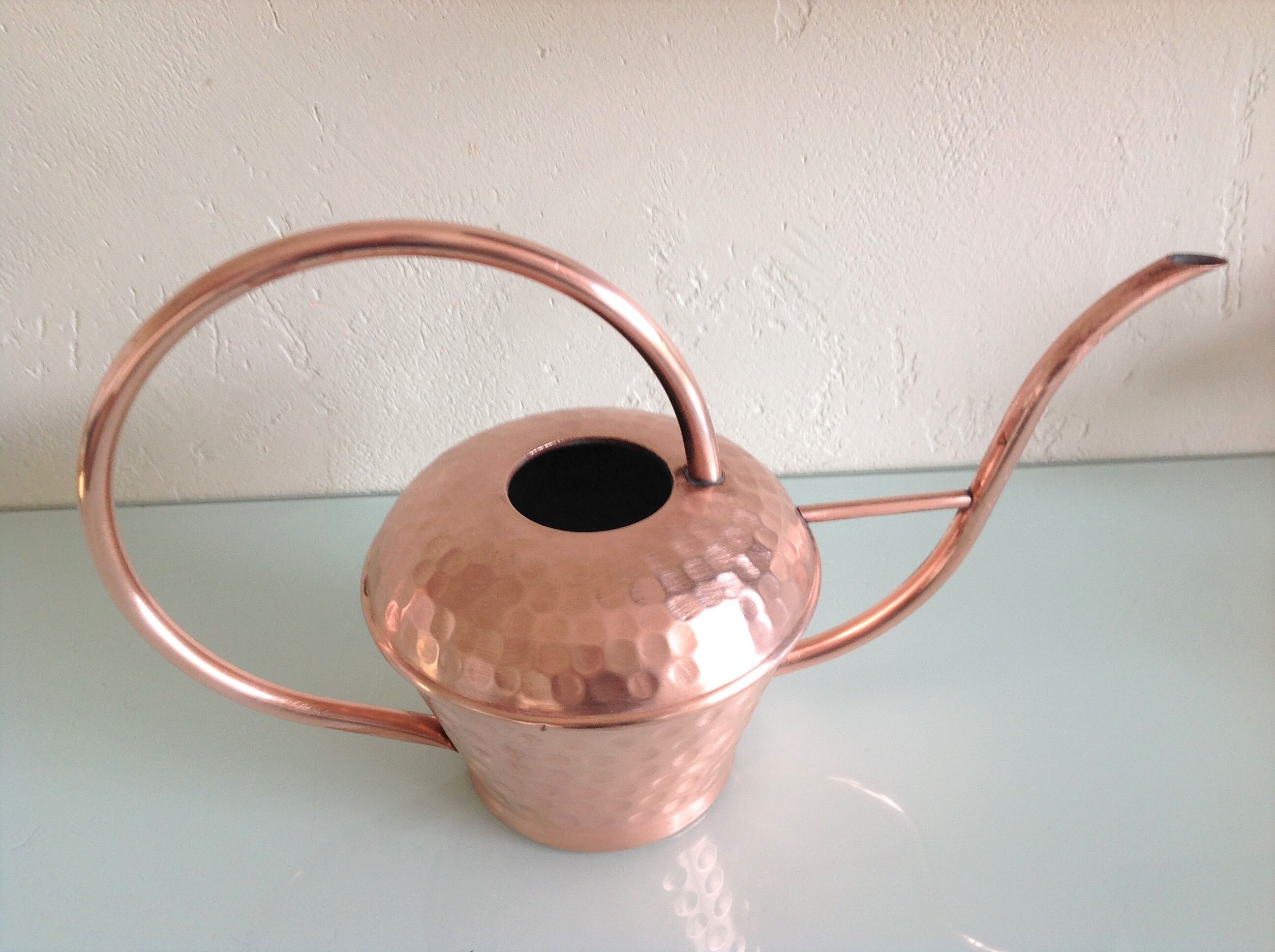 Arrosoir en cuivre brossé par Lecellier Villedieu vintage  années 60-70