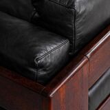 Three-seater leather and rosewood canapé Bastiano by Tobia Scarpa.