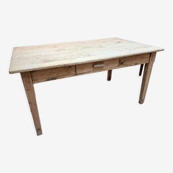 Farmhouse table