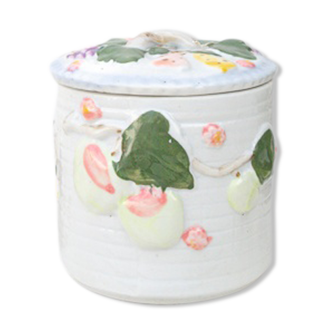 Pot in white slurry fruit patterns