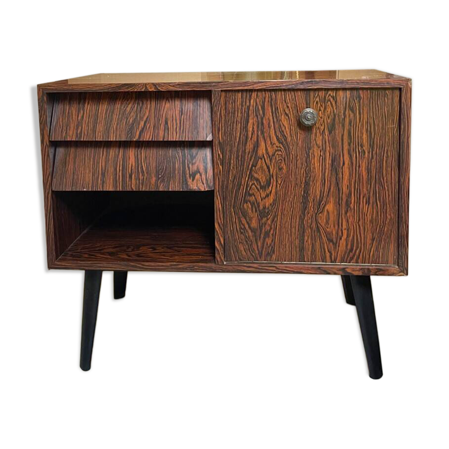 Buffet en palissandre de style danois avec tiroirs