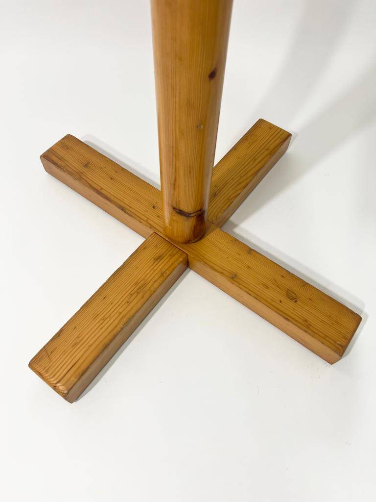 Vintage coat rack in solid pine