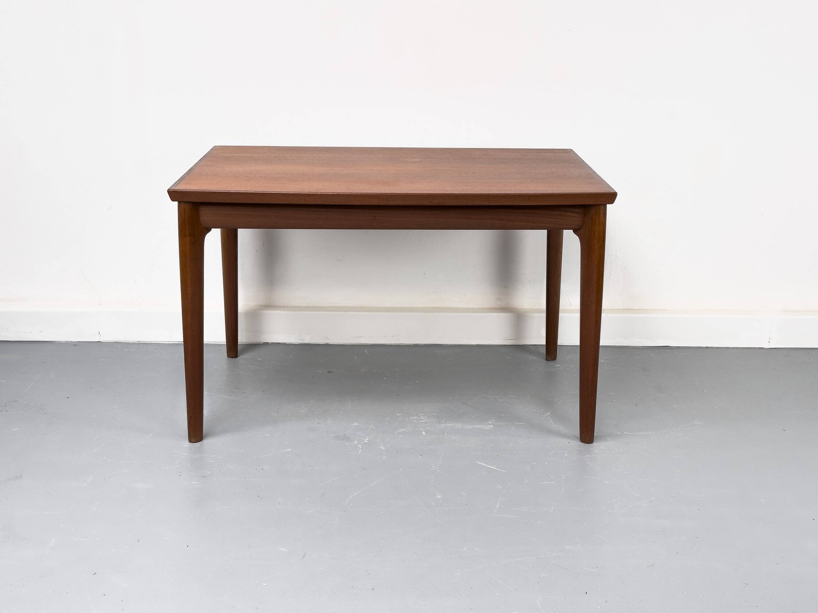 Table extensible en teck par Grete Jalk pour Glostrup, 1960