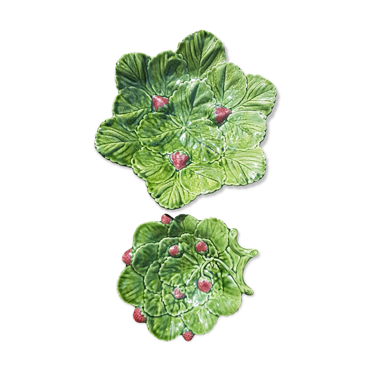 Set of two dishes slurry decoration of strawberries.