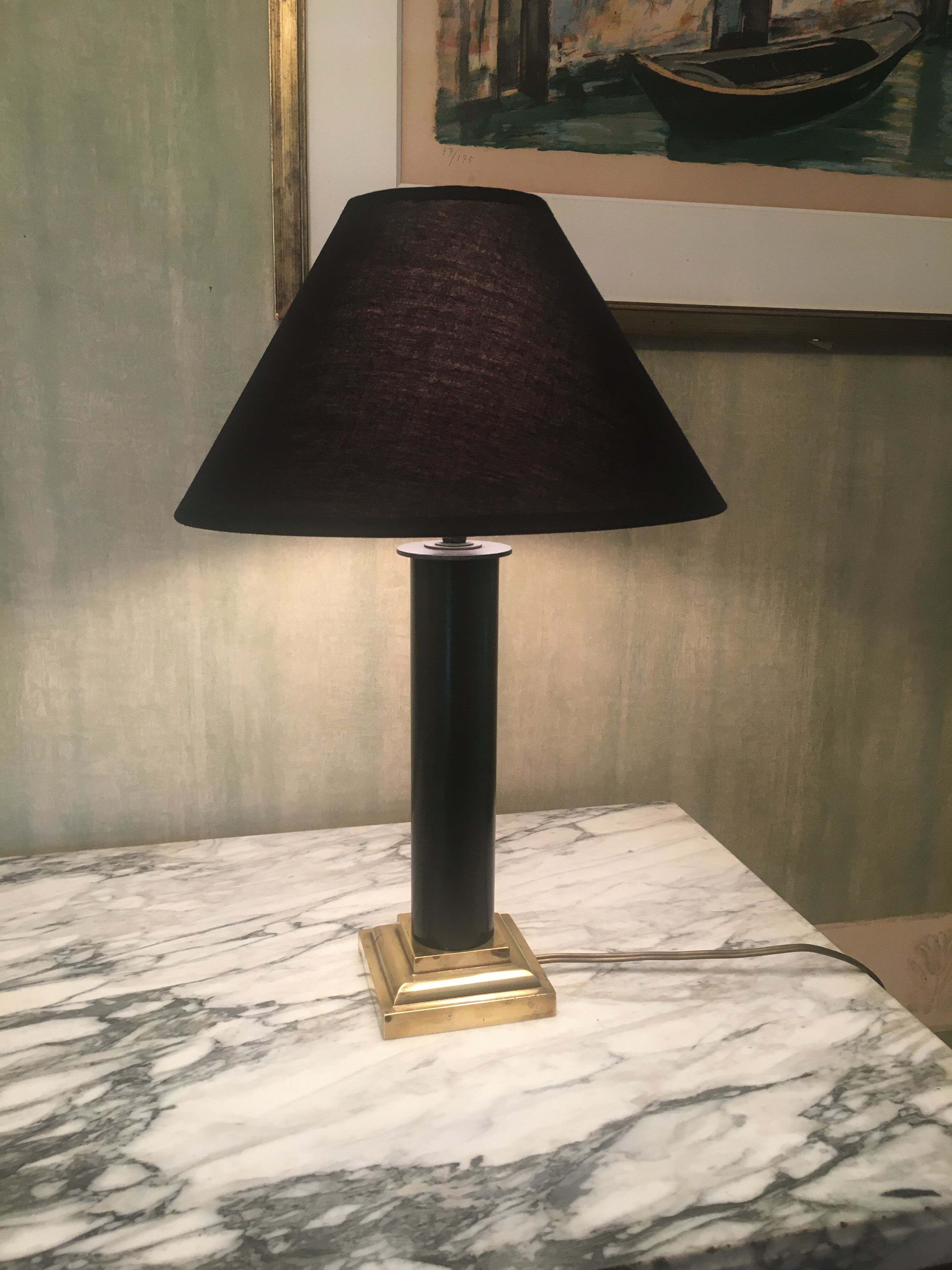Lamp with brass foot