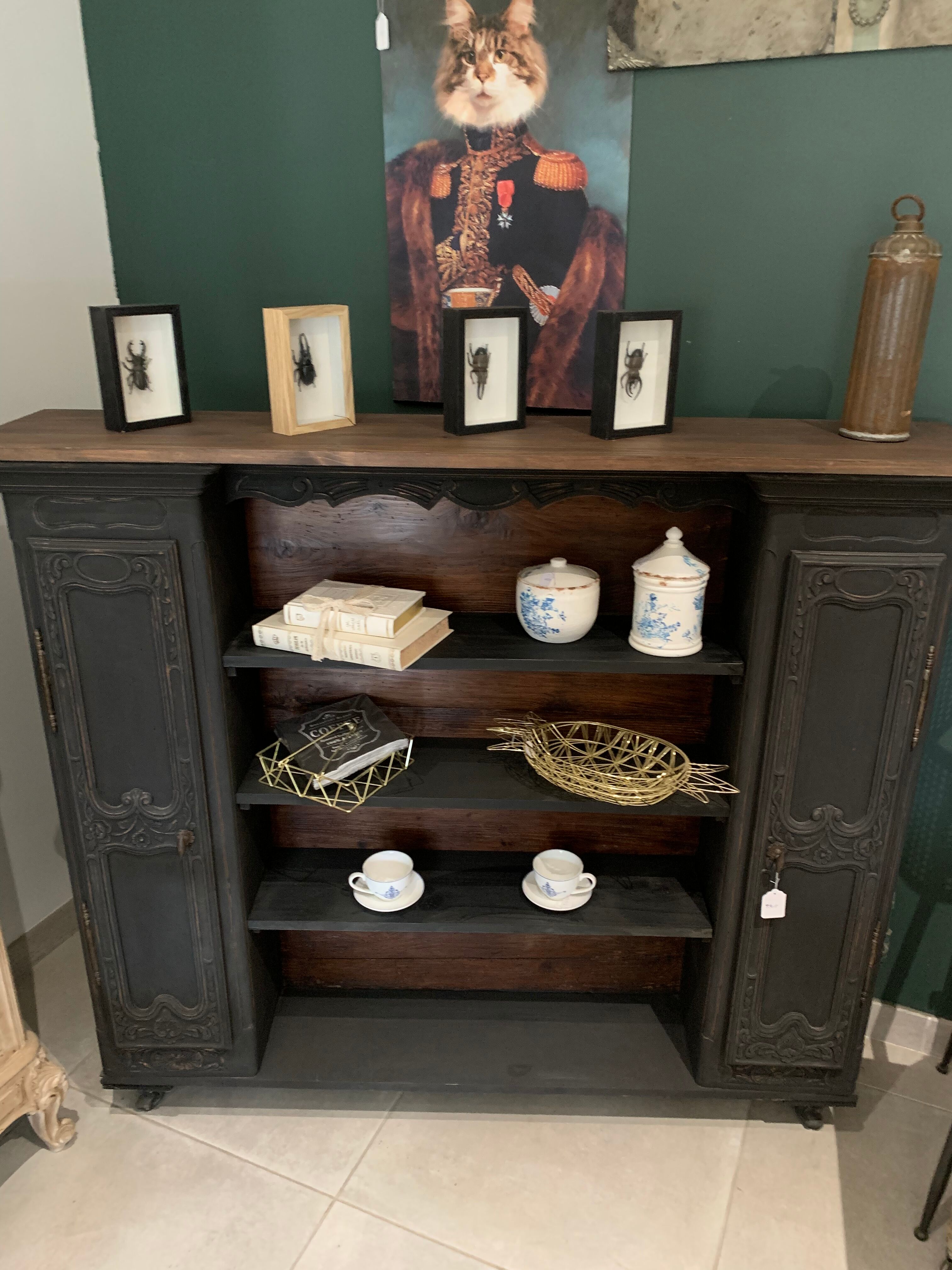 Library cabinet