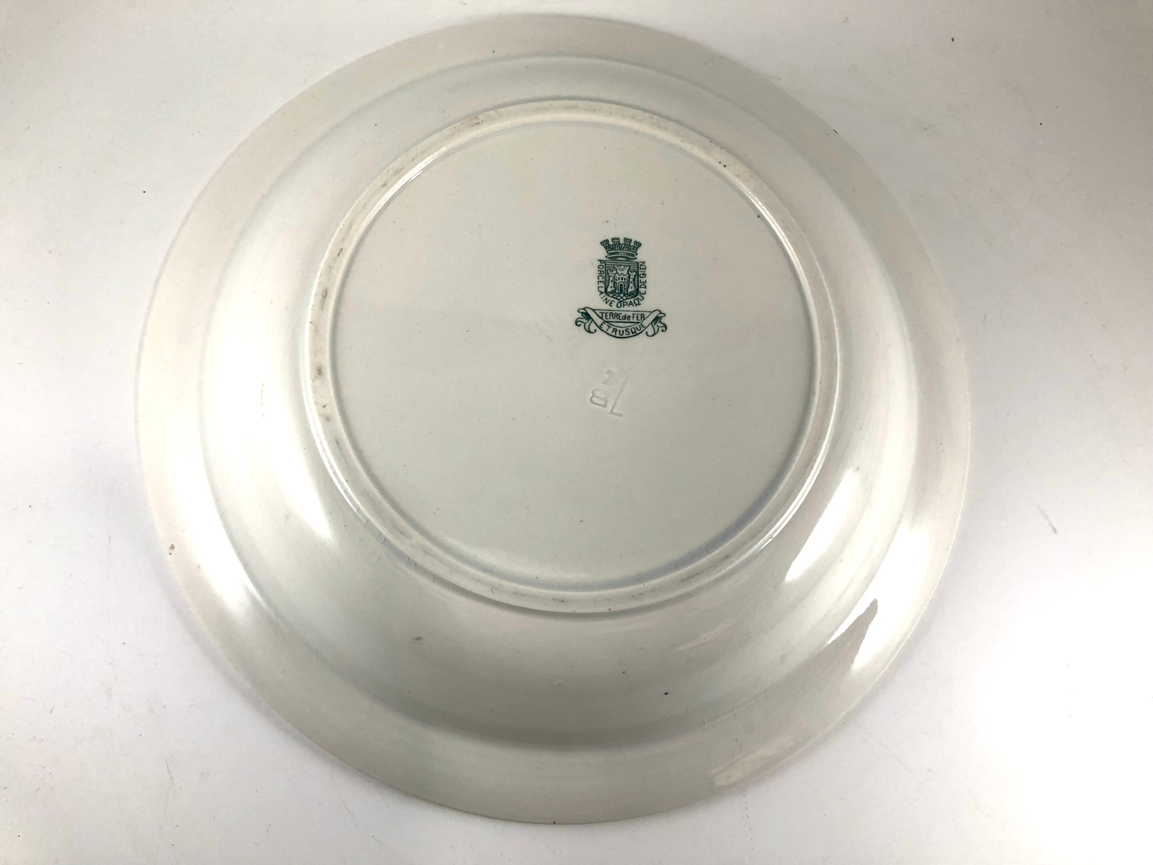 Flat round hollow 30cm iron earth Gien Etruscan