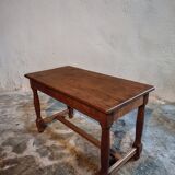 Antique French farmhouse table in oak (1780–1830) – Walnut legs – Rustic provincial dining table