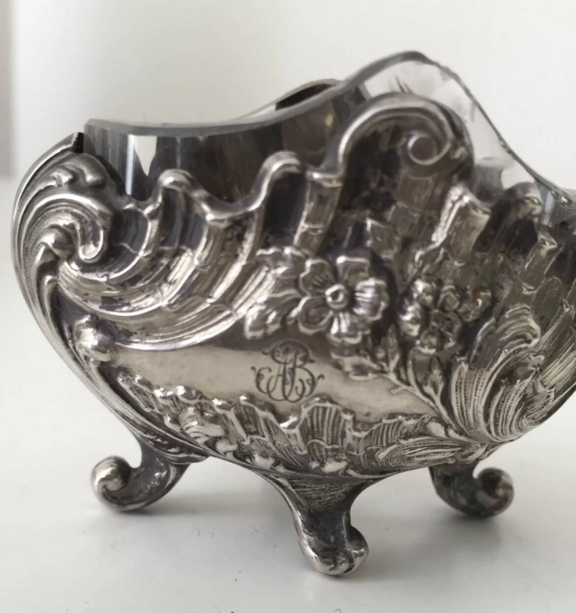 Beautiful pair of Louis XV style silver salt cellars