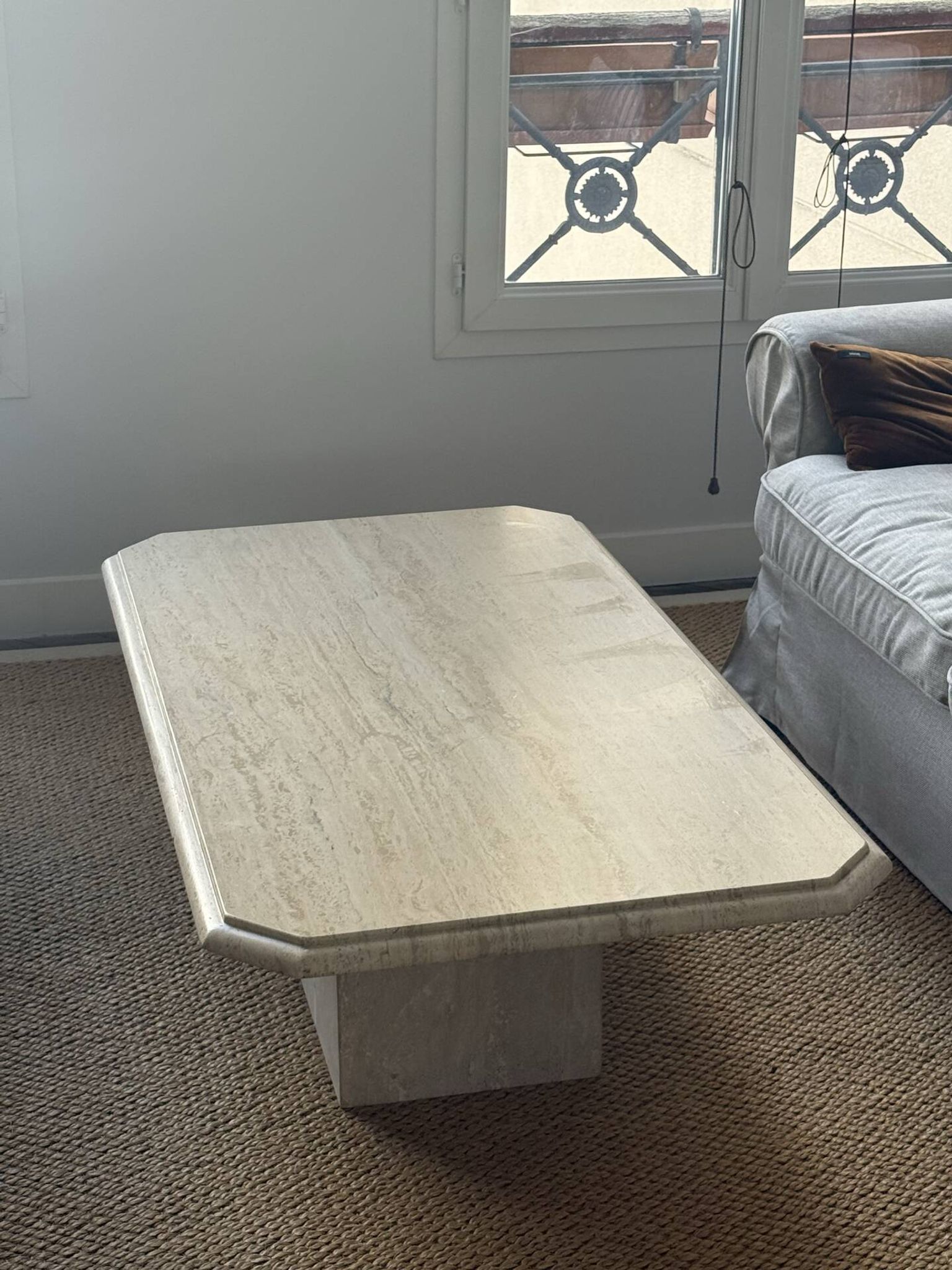Table basse en travertin