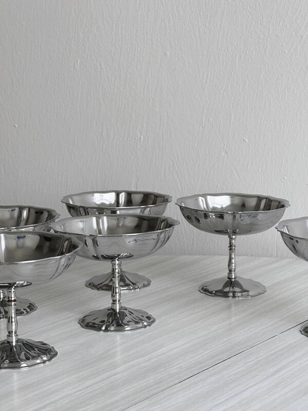 6 coupelles sur pied en inox Letang Remy