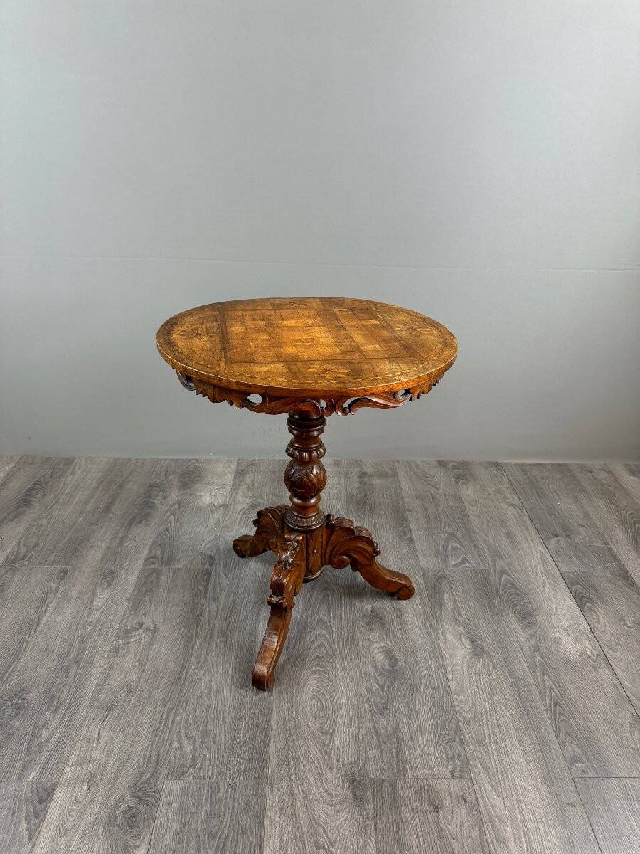 Table Guéridon en bois marqueté, XXe Siècle