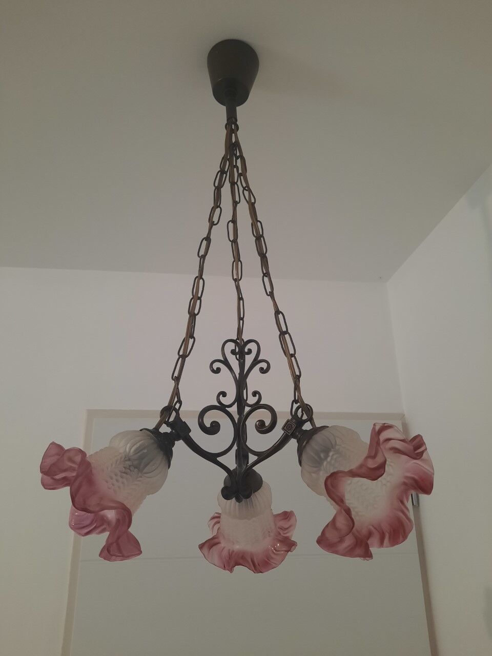 Opaline chandelier