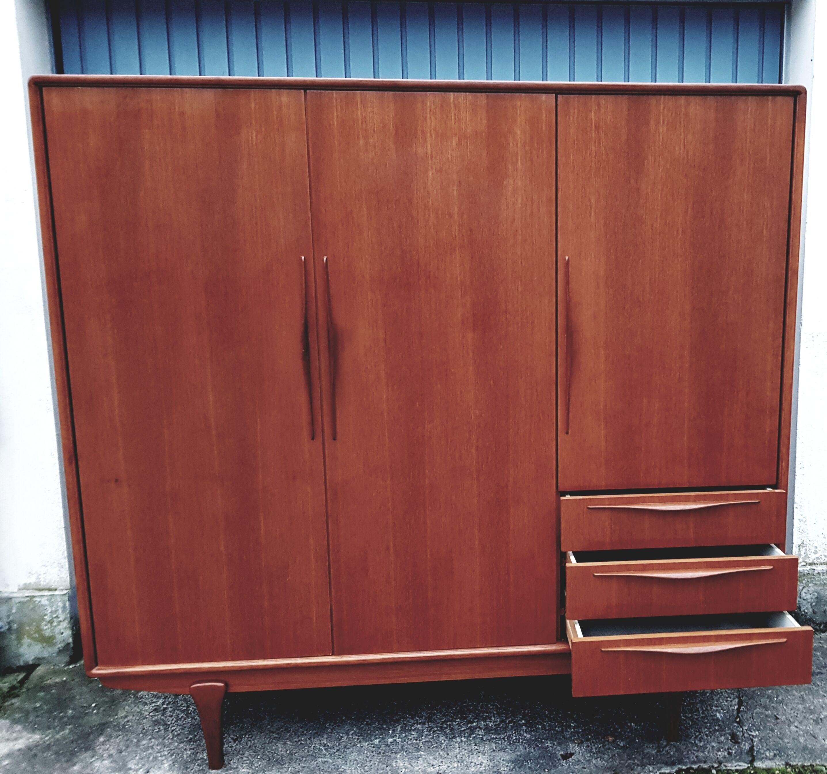 Armoire scandinave en teck
