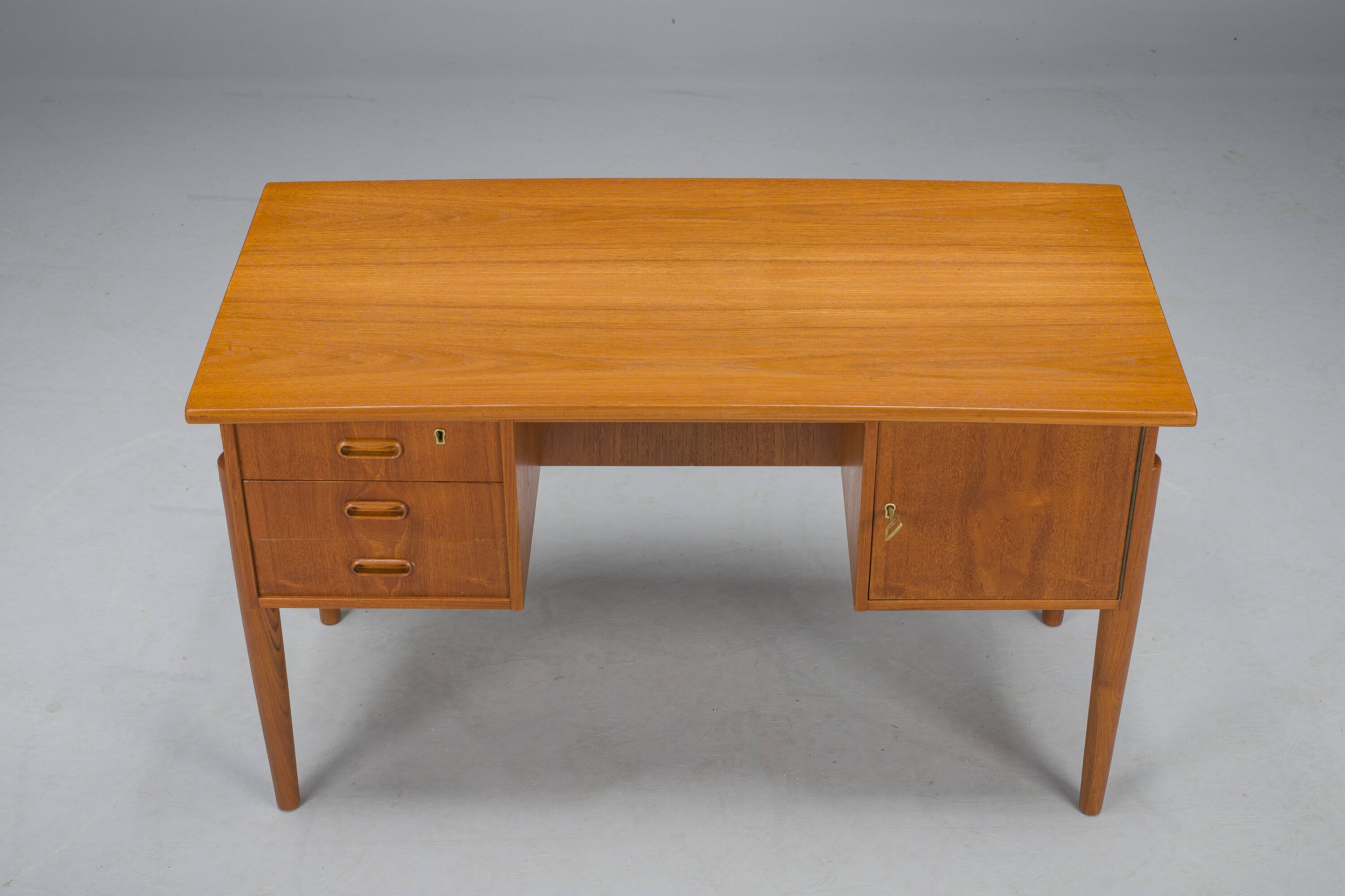 Small Mid-Century Danish Teak Desk, 1970s
