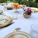16 Flat plates in flowered marsh stoneware