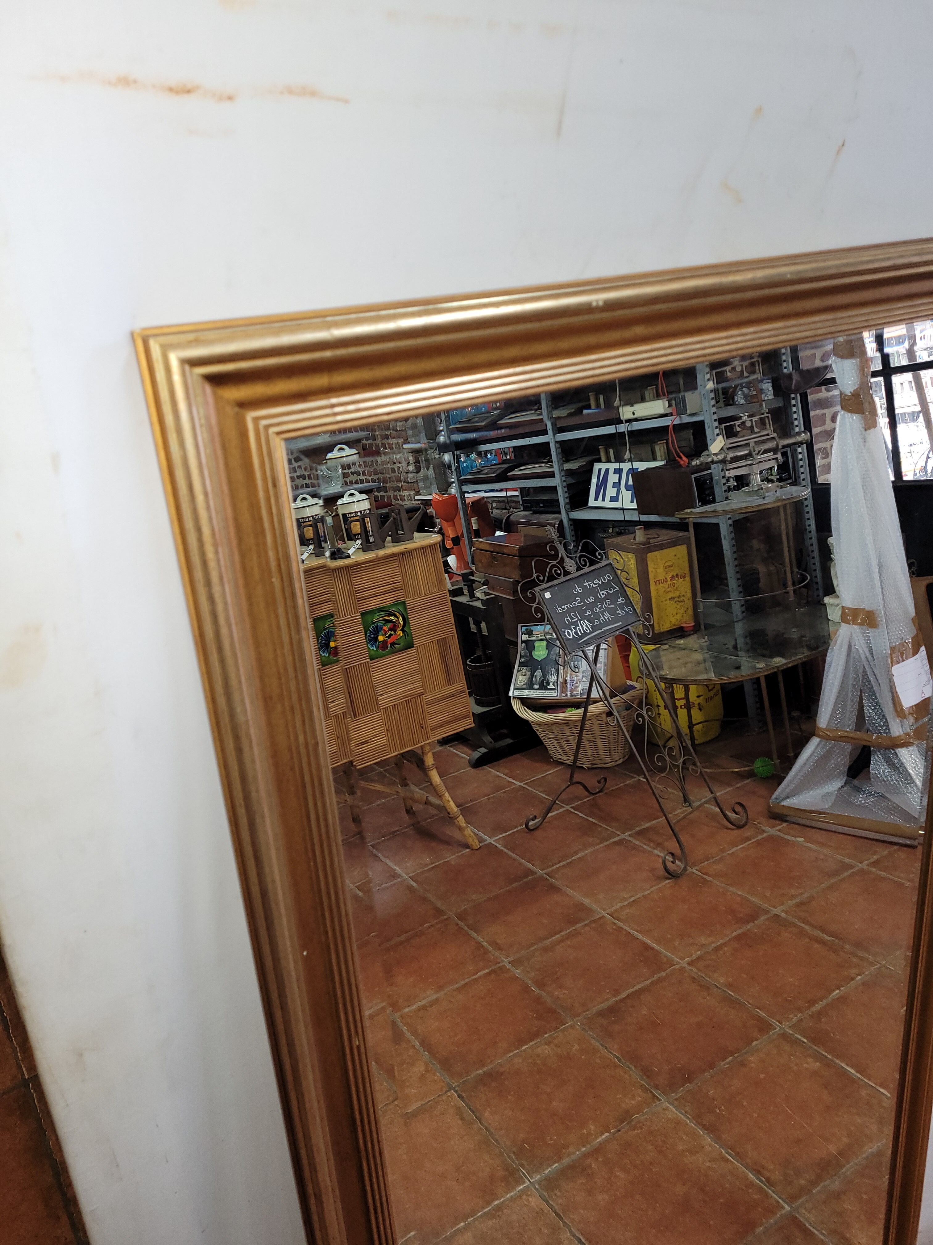 Gilded mirror with beveled mirror