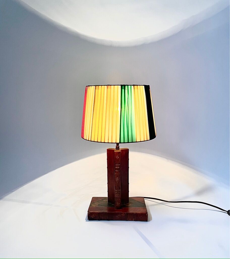 leather-laying lamp