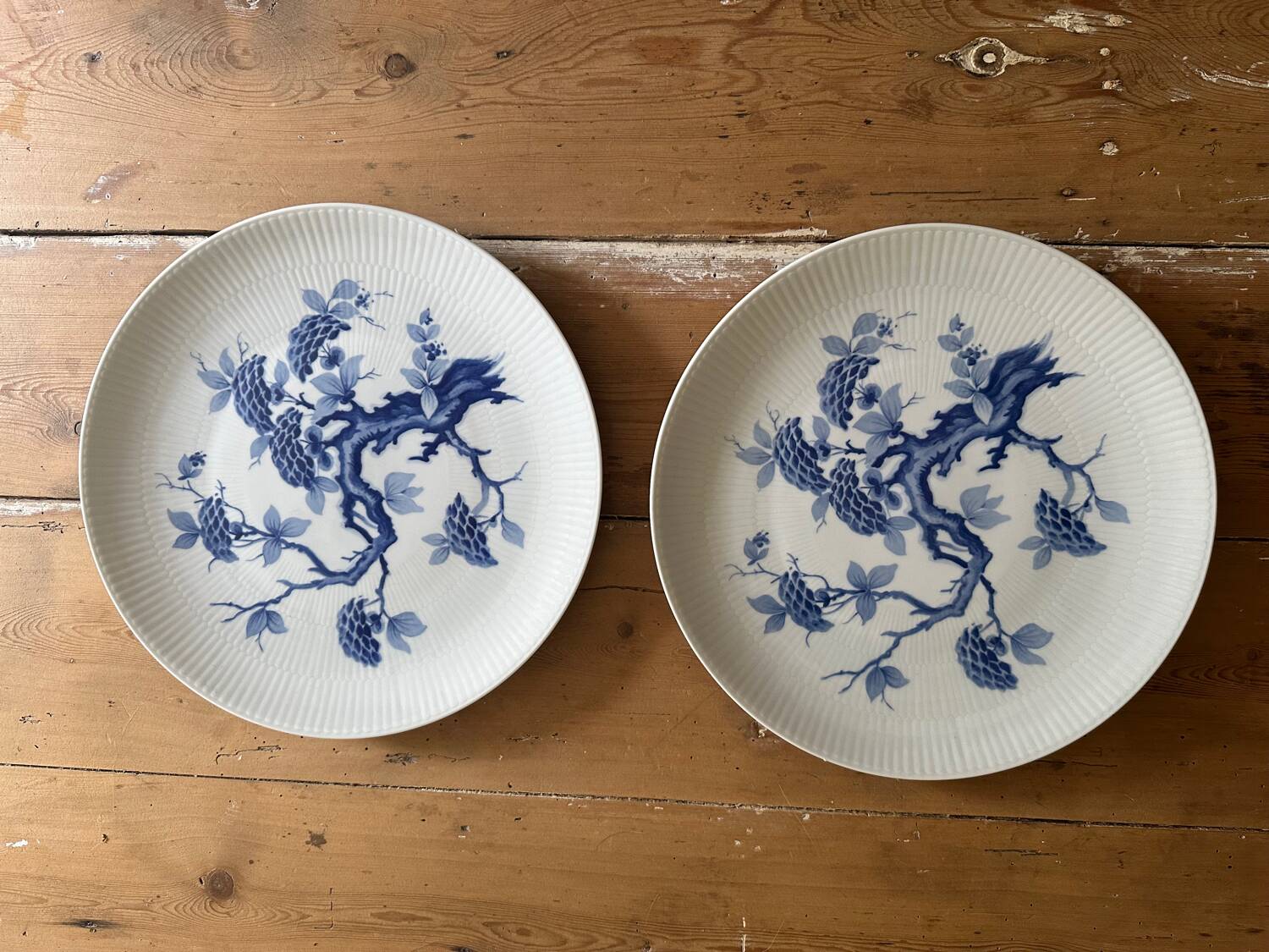 Set of two German porcelain dishes from the 1950s