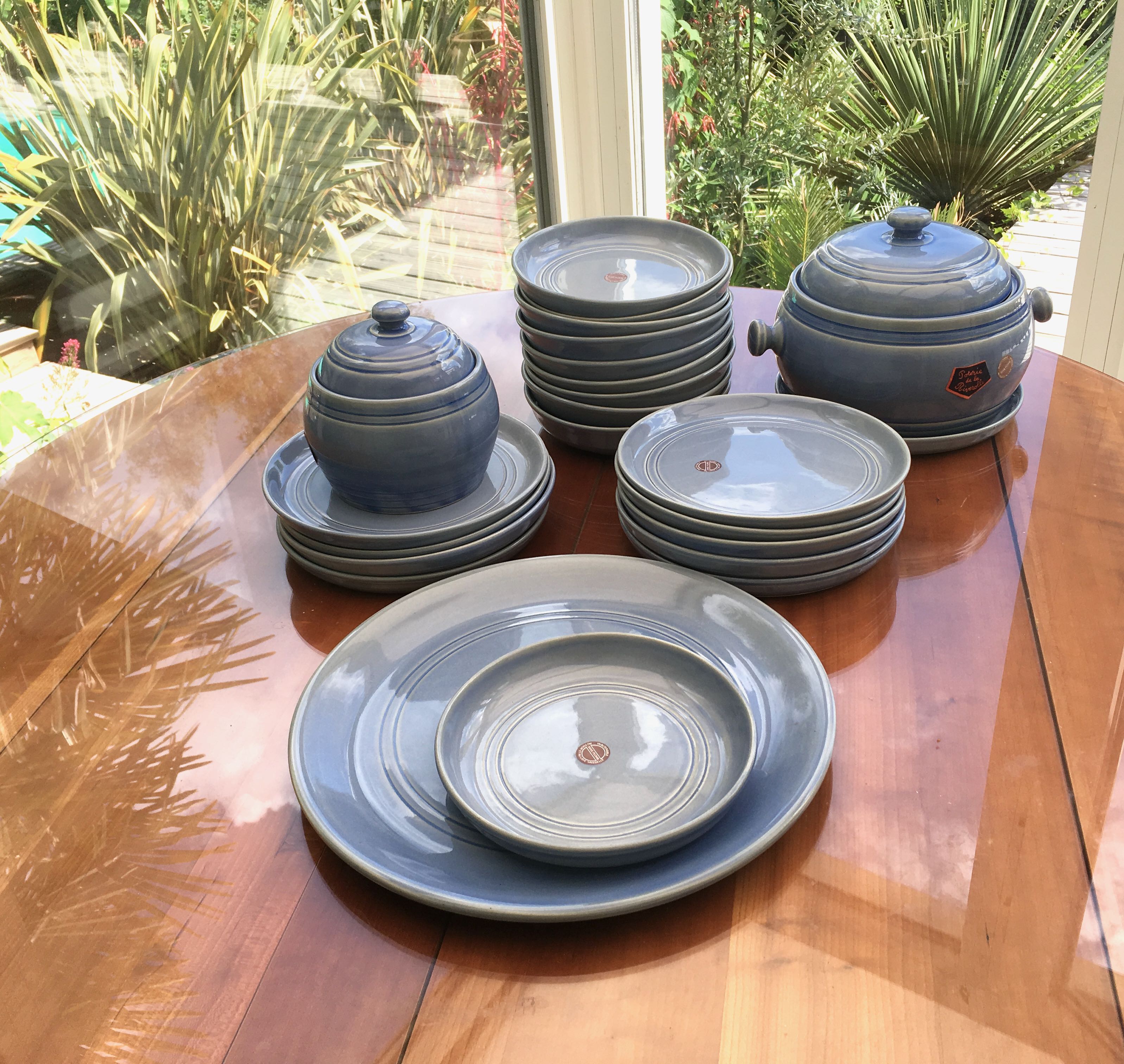 Service lavender blue sandstone plates