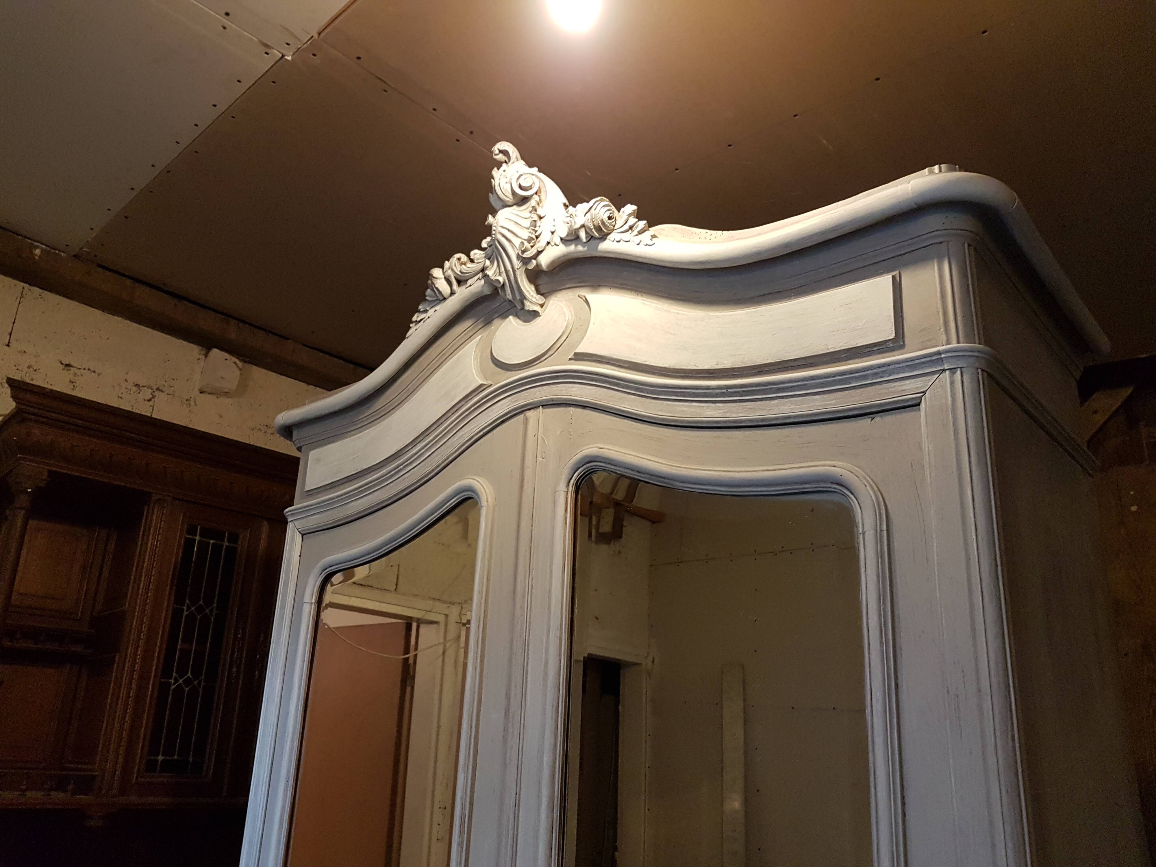 Old wardrobe style Louis XV Rococo painted pepper gray and white, wooden ANTIQUE FRENCH WARDROBE