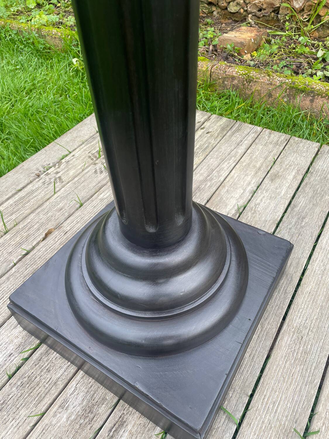Napoleon III column in blackened wood