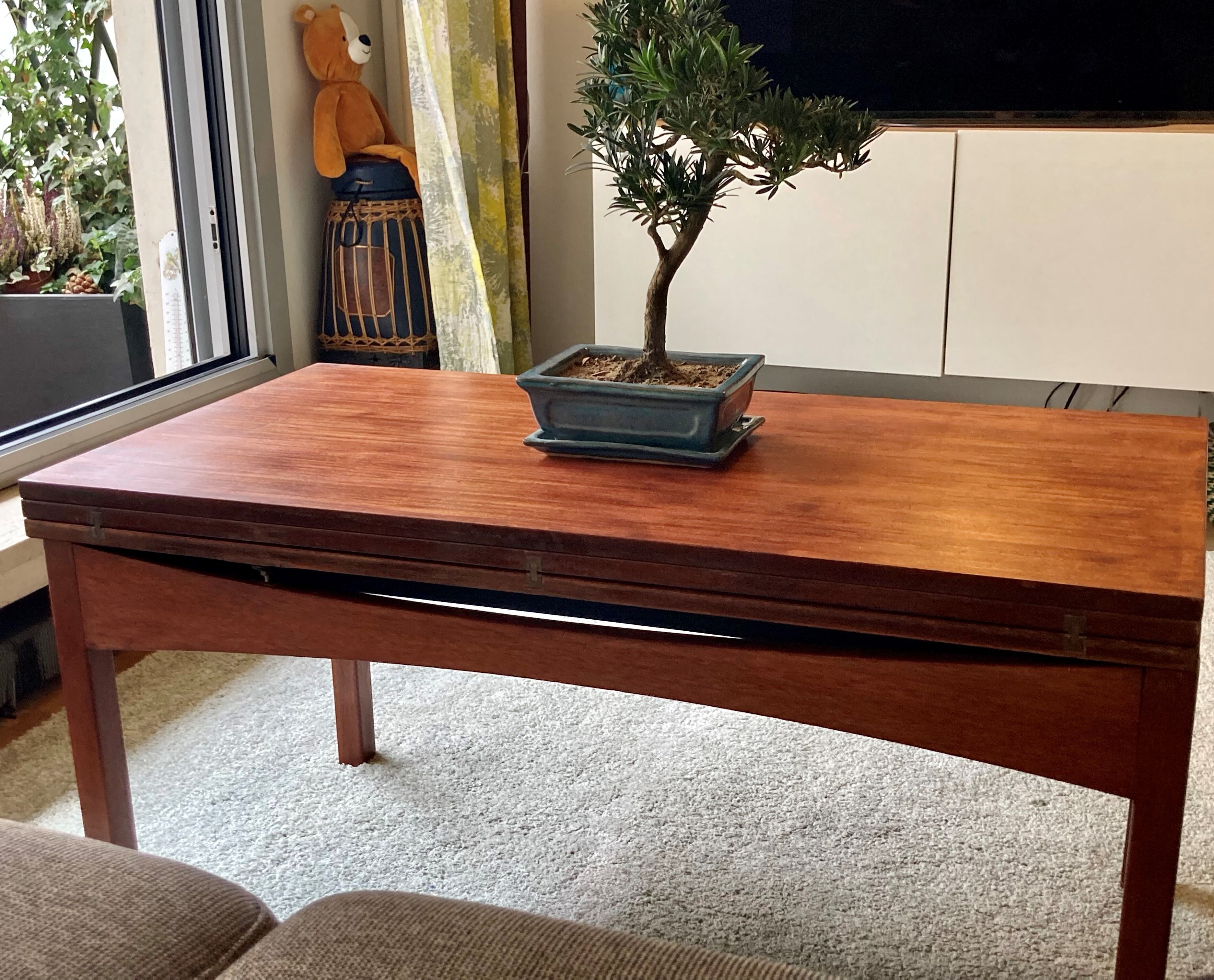 Transformable coffee table - A. Ducrot