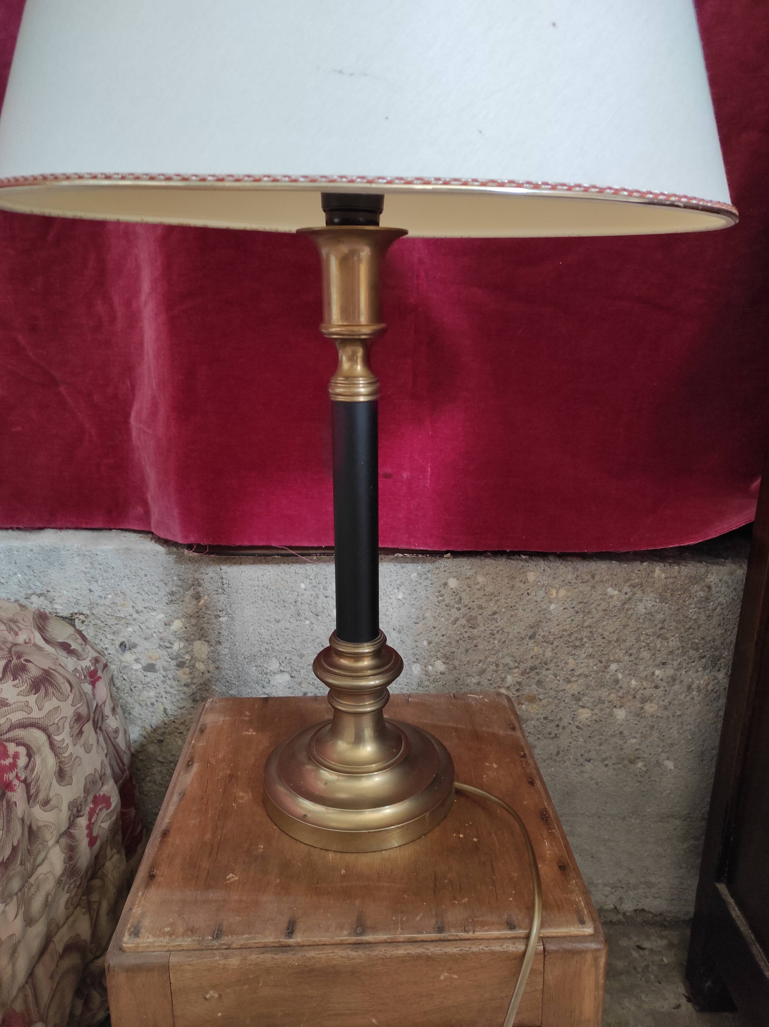 Living room lamp in gilded and black bronze