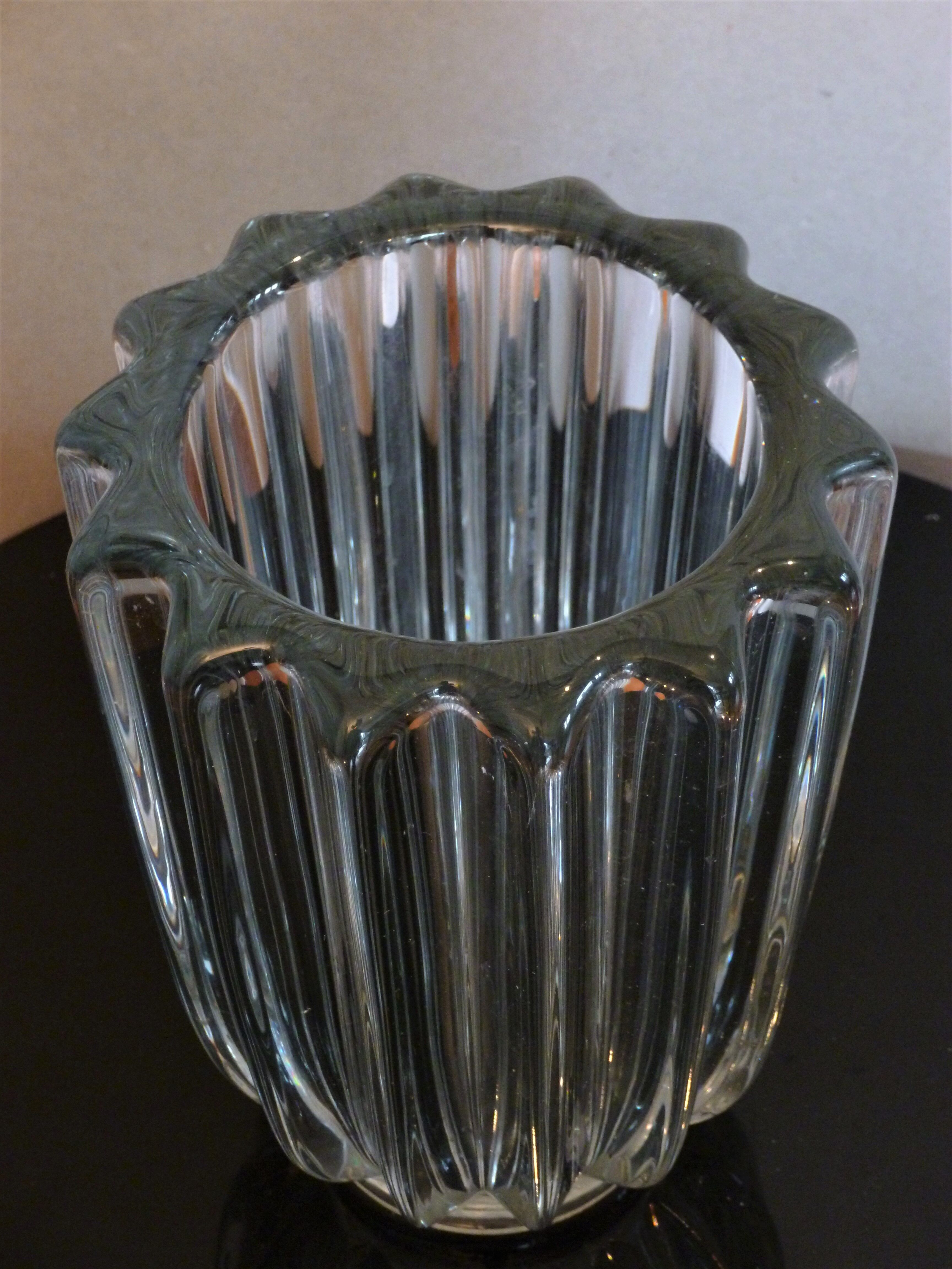 Avesn Stone Art Deco Vase