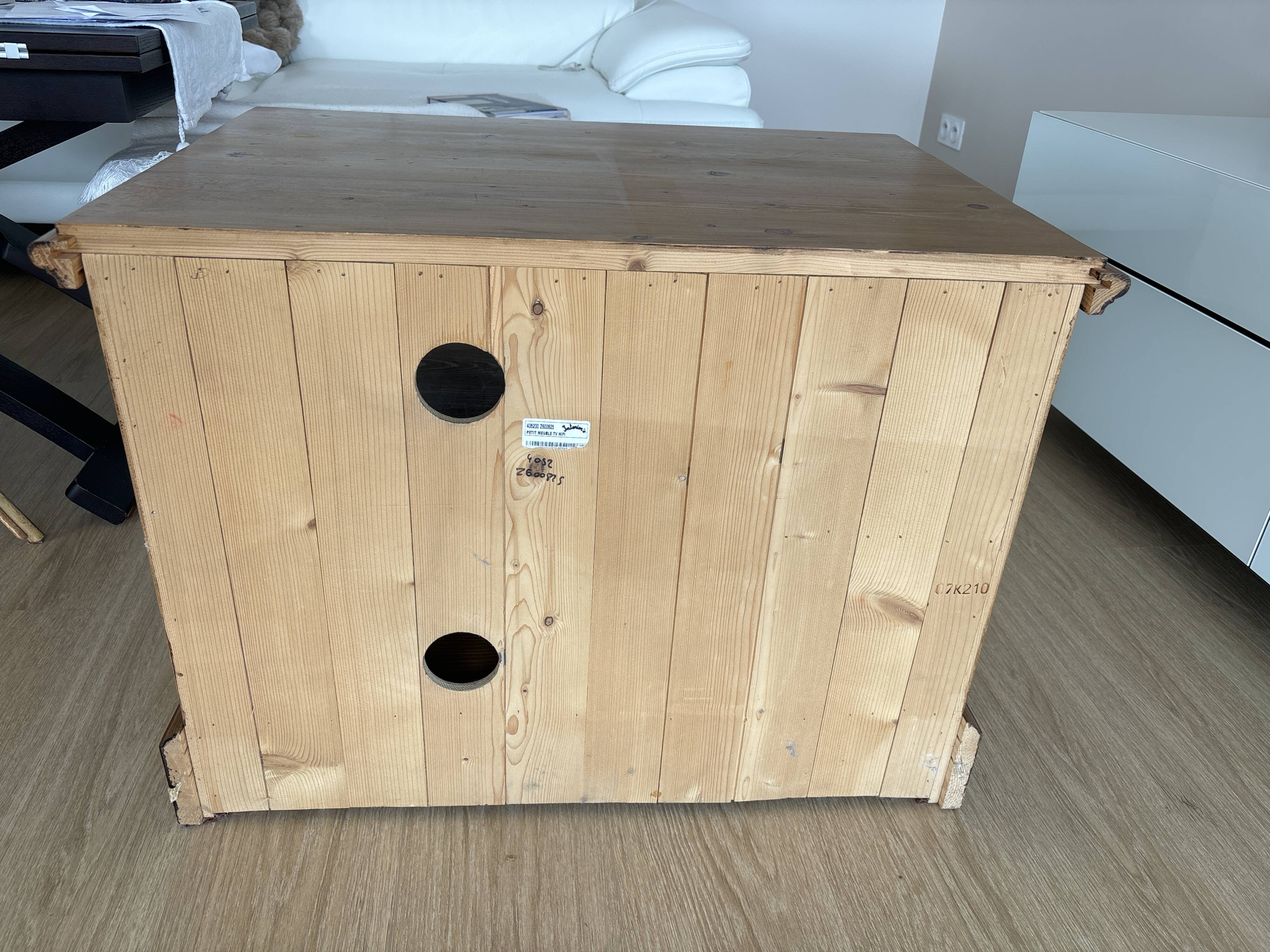 Interior's TV cabinet