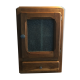 Wall cabinet