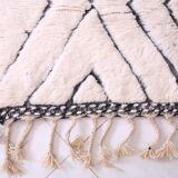 Handmade traditional Moroccan Berber rug size 200 x 300 cm.