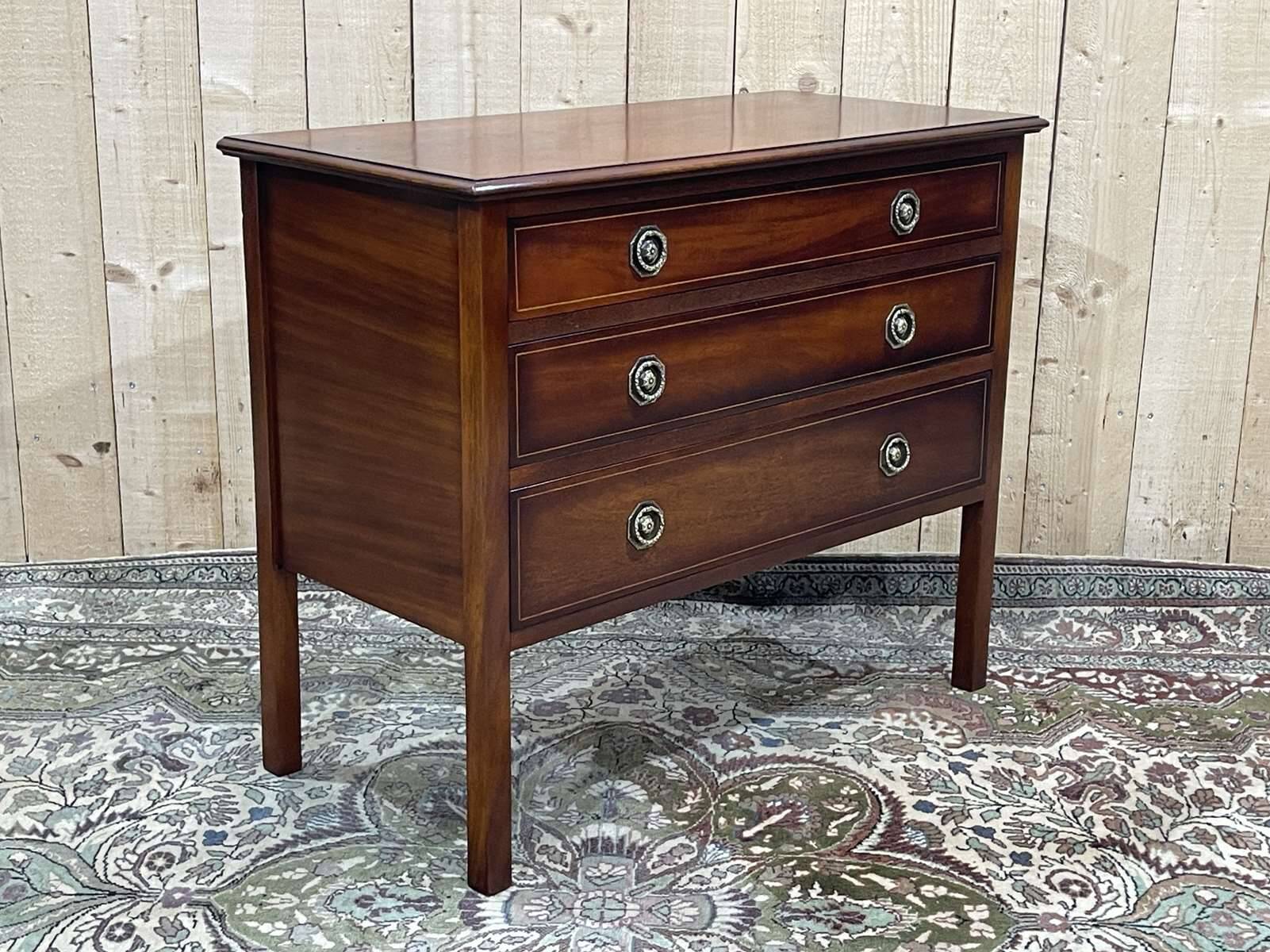 1950s English chest of drawers in mahogany