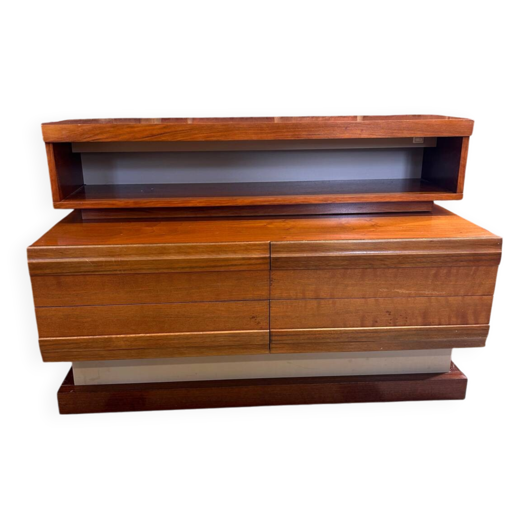 Pretty vintage Simat chest of drawers from the 70s