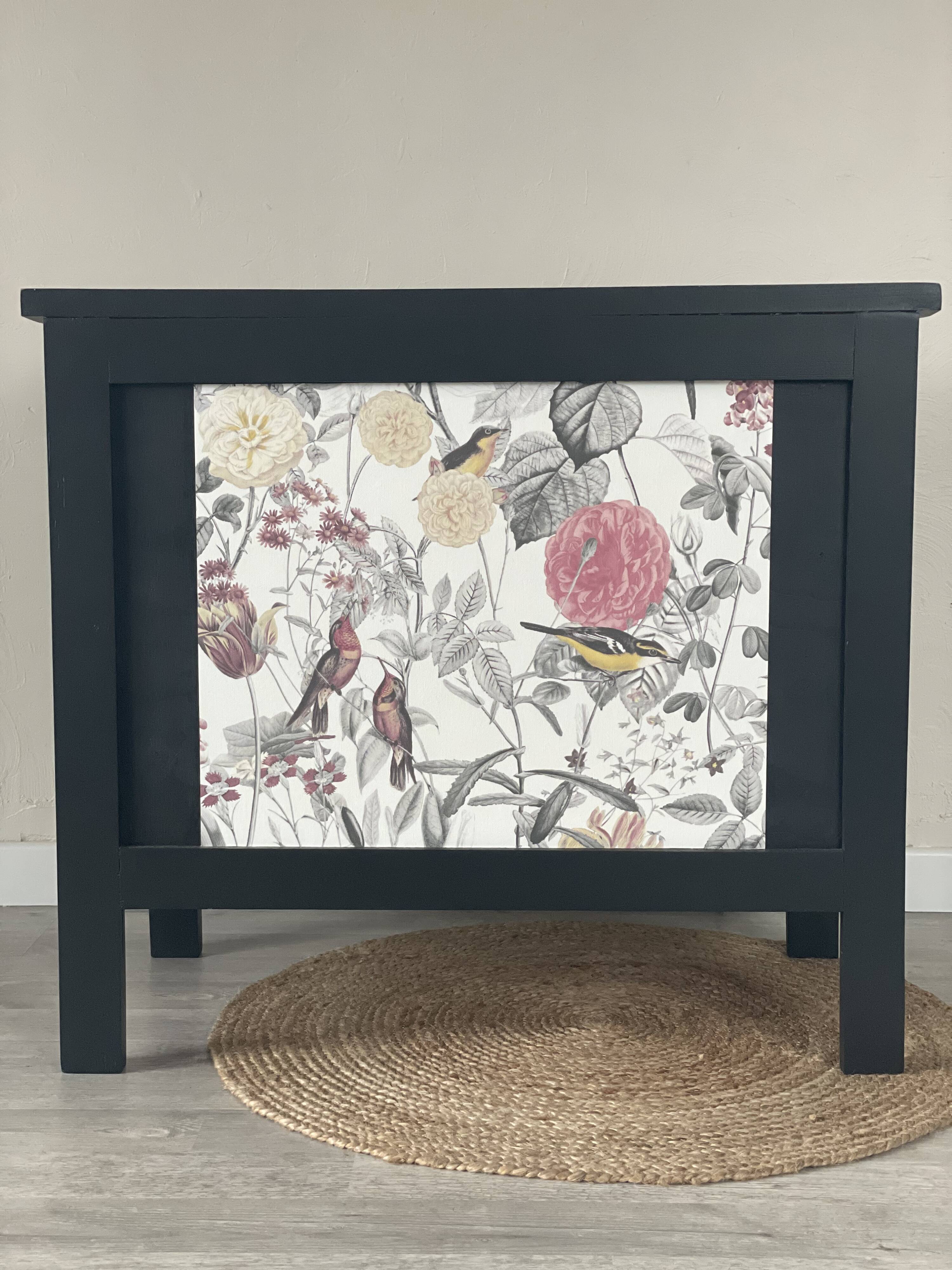 Ebony chest of drawers