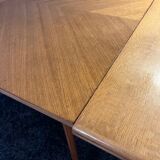 Table à manger avec 2 rallonges pieds compas