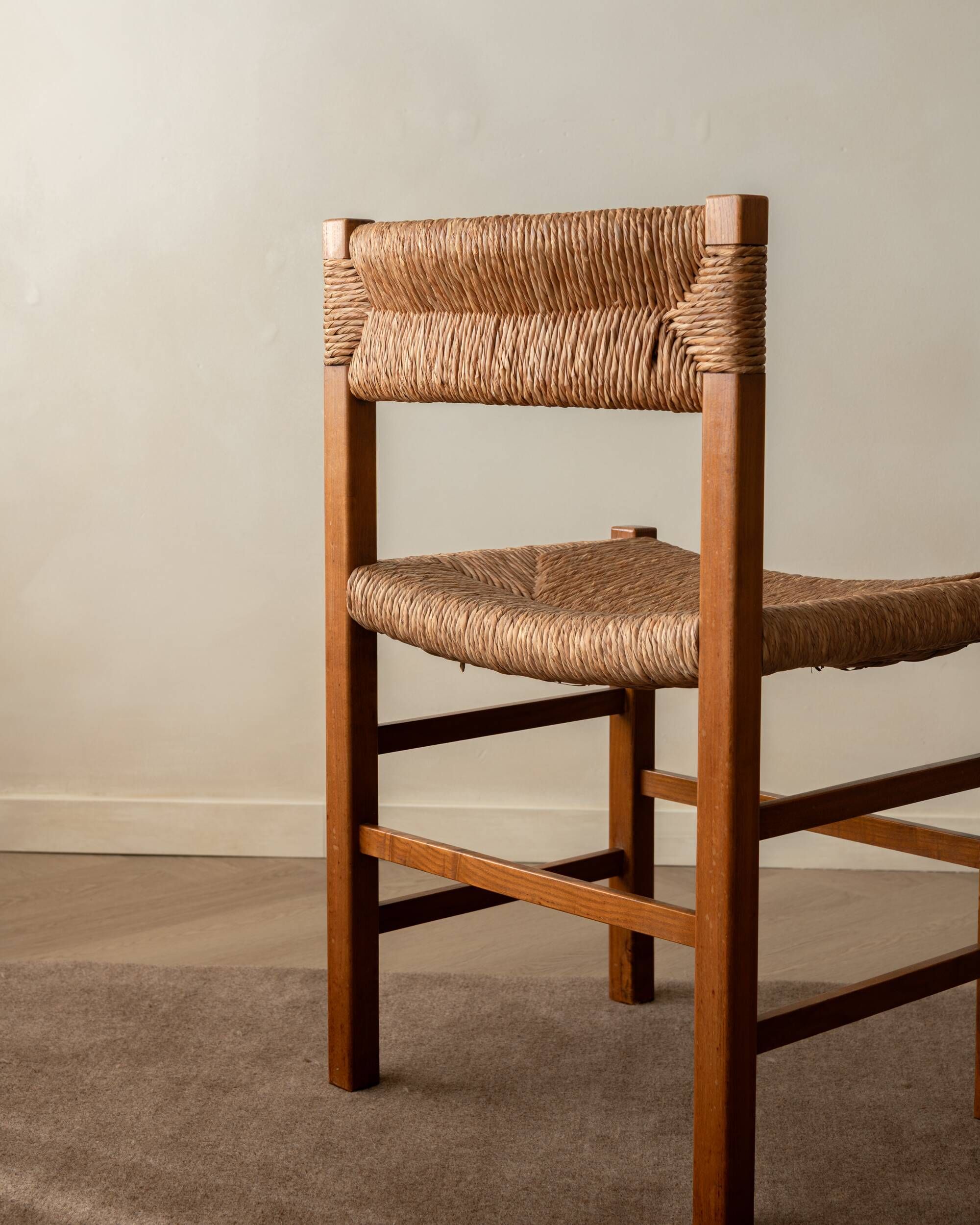 Vintage set of six French mid-century dining chairs in wood and rush, 1960s