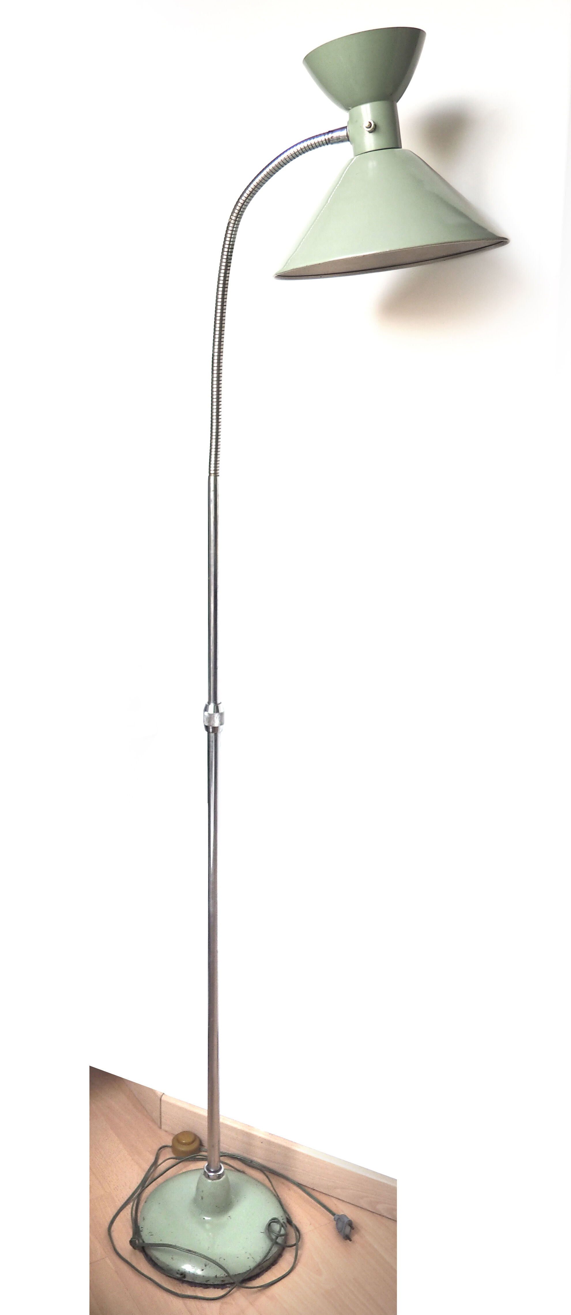 Diabolo floor lamp