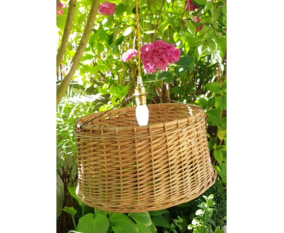 Rattan hanging