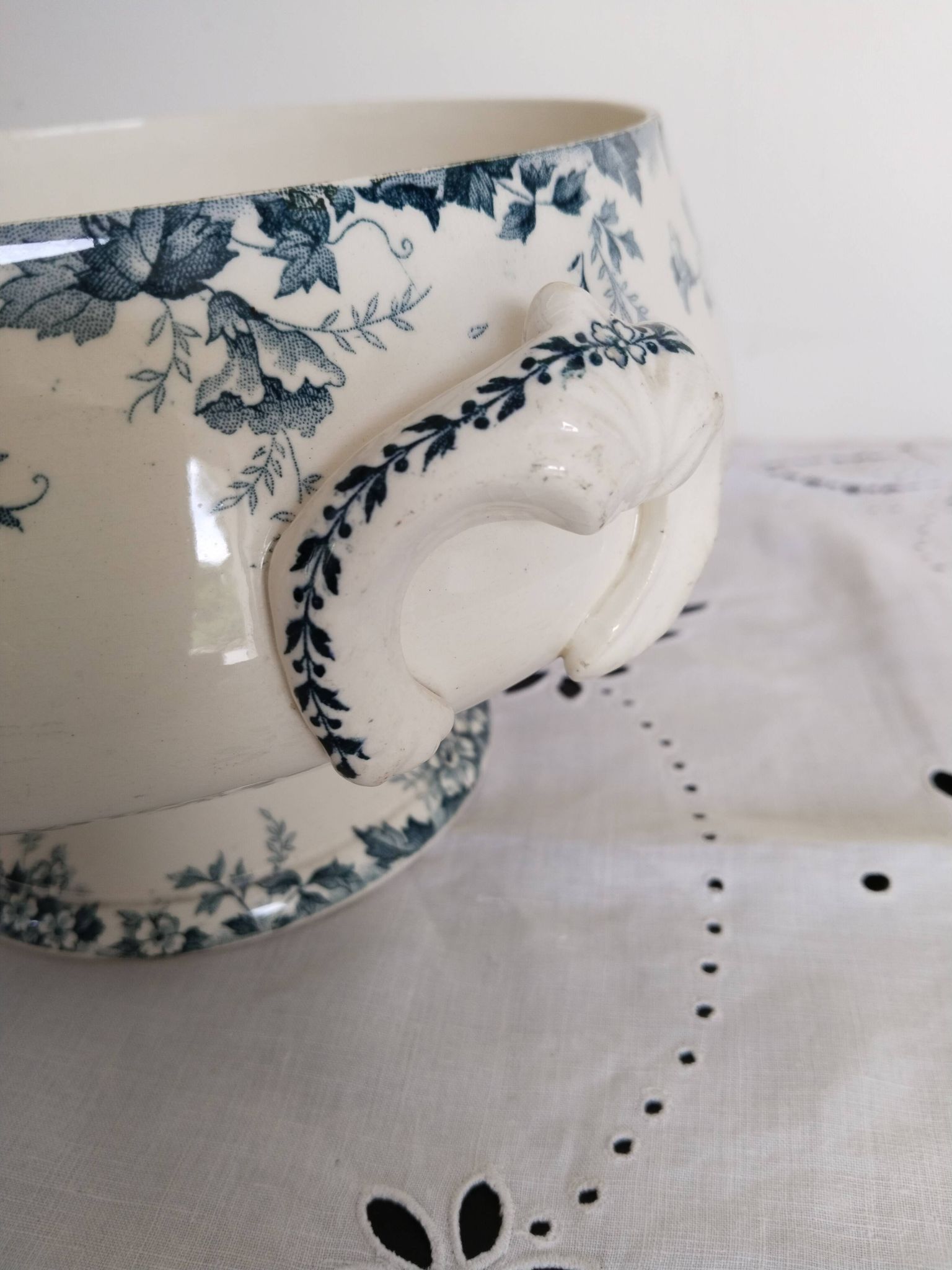 Antique Saint Amand earthenware salad bowl or tureen, Marie-Louise model