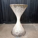 Diabolo planter Éternit design Anton Bee